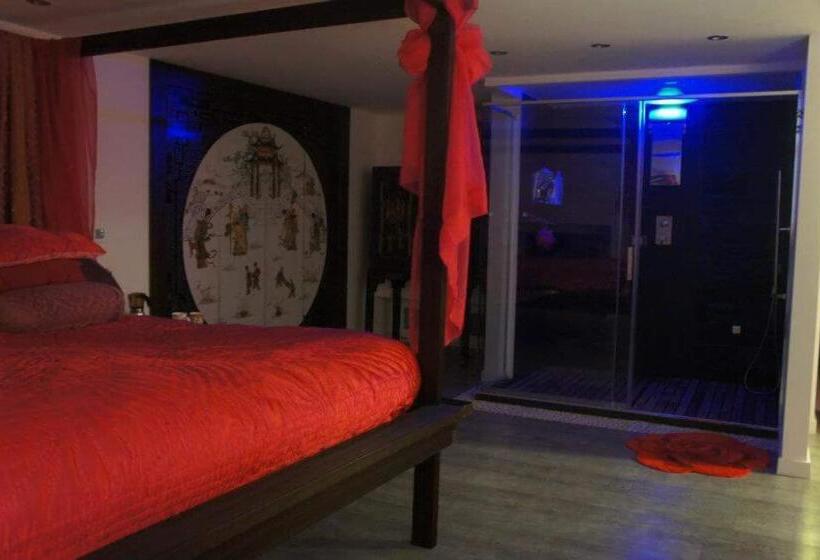 سوئیت با تخت بزرگ, Luxury Suite San Carlo