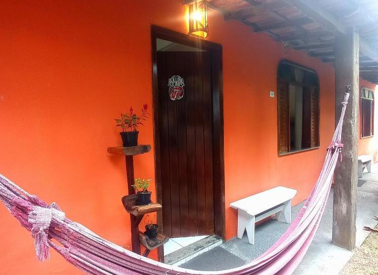 اتاق خانوادگی, Pousada Do Rock