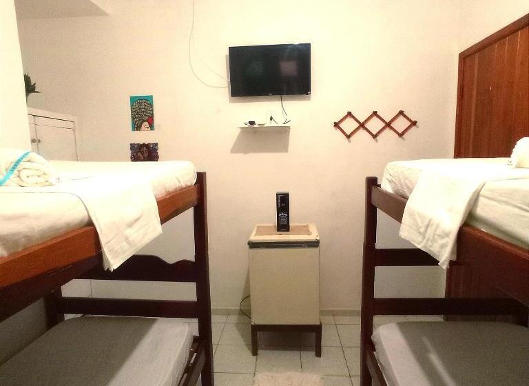 غرفة عائلية, Pousada Do Rock