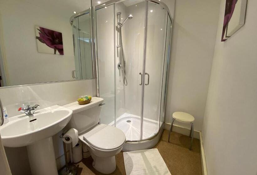 标准间, The Royal Crown Guest House