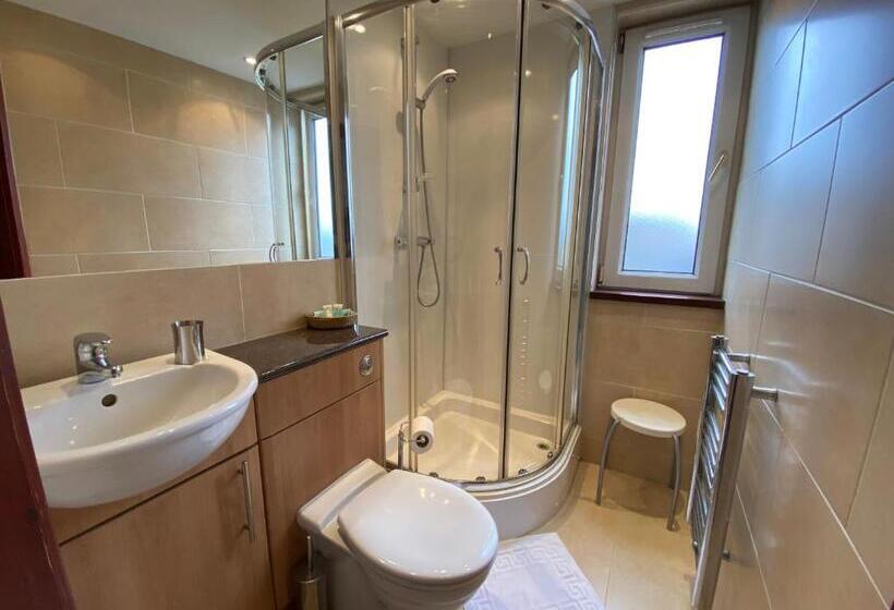 标准间, The Royal Crown Guest House