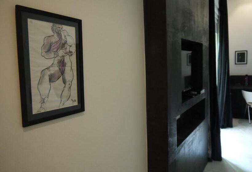 חדר סופריור עם מיטת קינג, Arthur & Paul