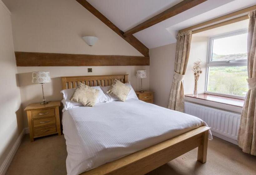 Семейный Номер, Embleton Spa Hotel & Apartments