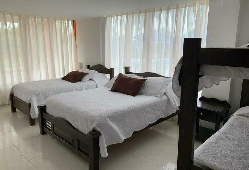 Четырехместный Номер Стандарт, Finca Hotel La Manuela