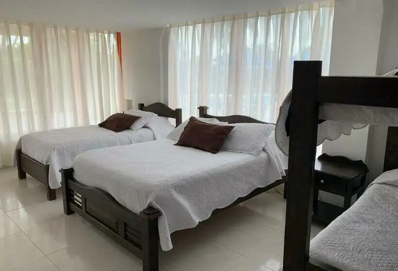 スタンダード4人部屋, Finca Hotel La Manuela
