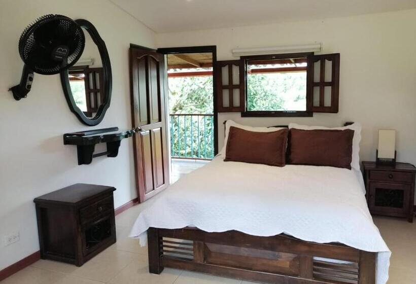 스탠다드 트리플 룸, Finca Hotel La Manuela