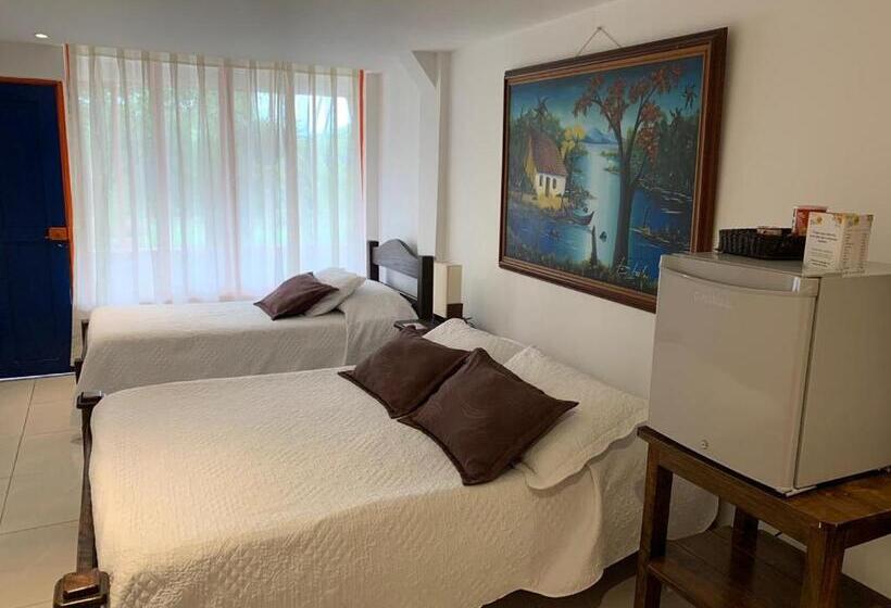 Номер Стандарт Трехместный, Finca Hotel La Manuela