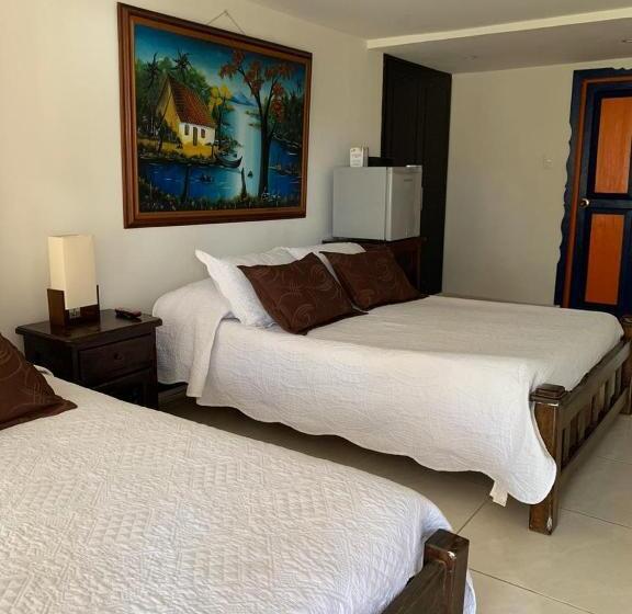 Номер Стандарт Трехместный, Finca Hotel La Manuela