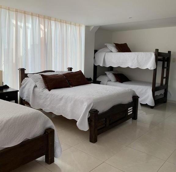 Четырехместный Номер Стандарт, Finca Hotel La Manuela