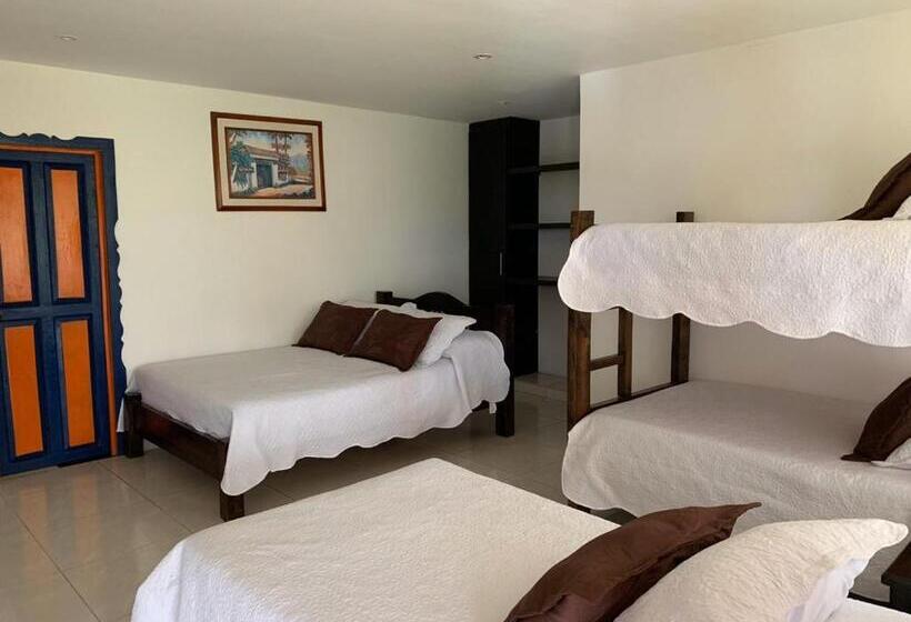 Четырехместный Номер Стандарт, Finca Hotel La Manuela