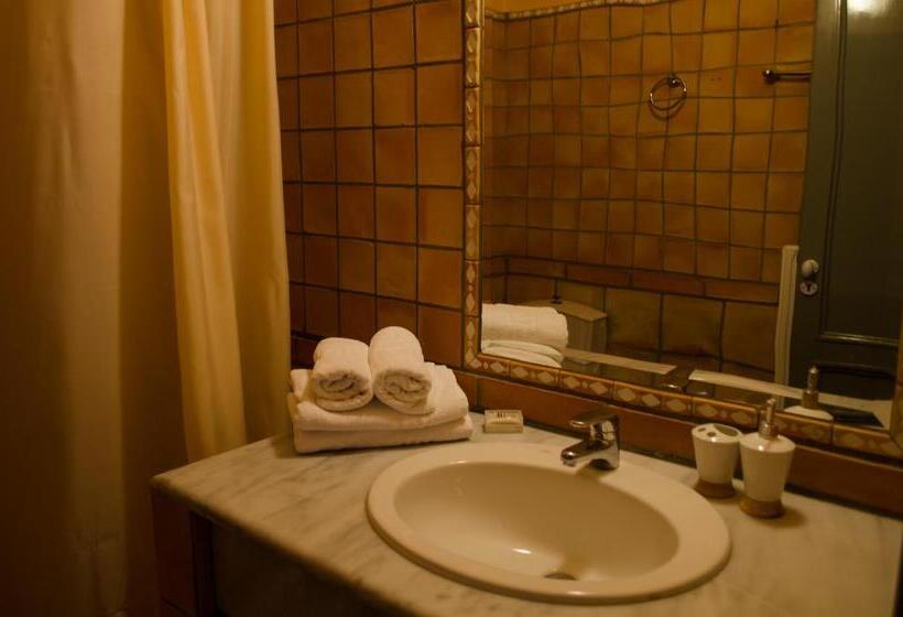 豪华房间, 1821 En Dolianis