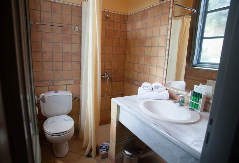 高级大房间, 1821 En Dolianis