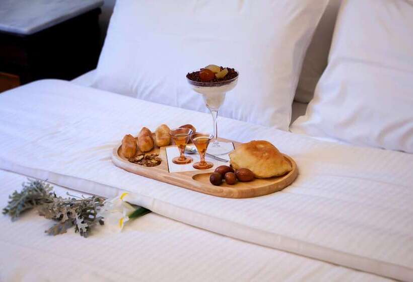 高级大房间, 1821 En Dolianis