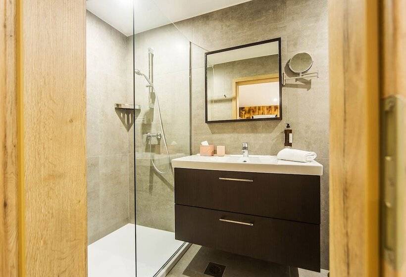 اتاق استاندارد, Pok Garni