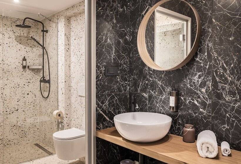 اتاق استاندارد, Pok Garni