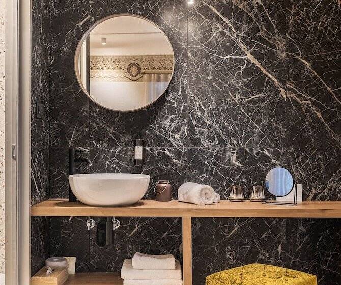 اتاق استاندارد, Pok Garni