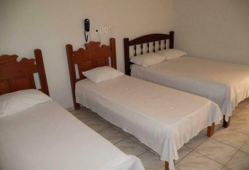 Quarto Familiar, Comodoro