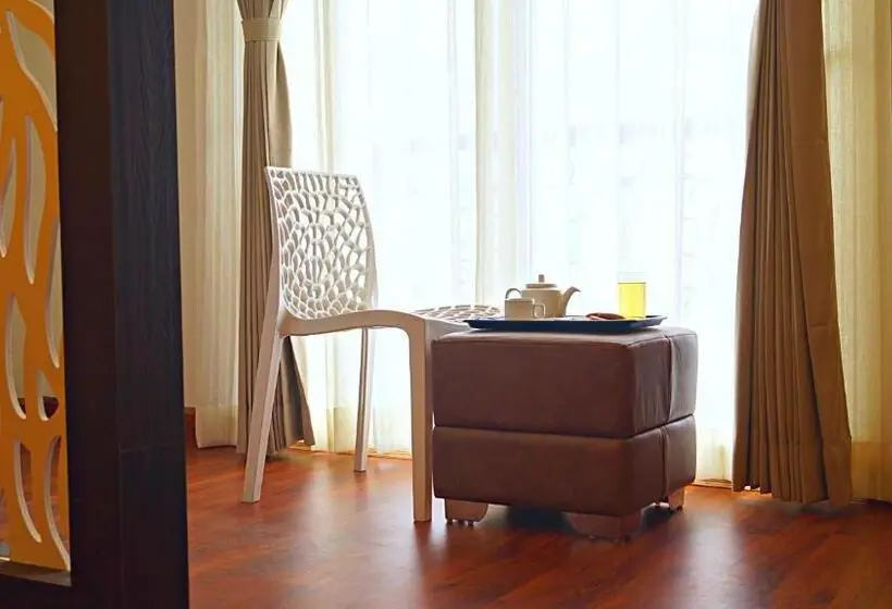マウンテンビュースイート, Shrigo Hotel Gangtok