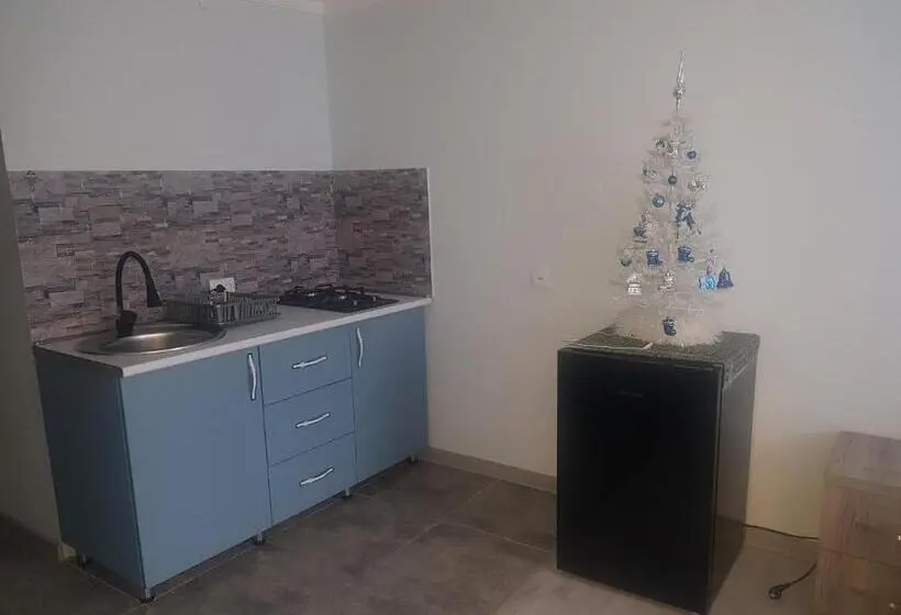 اتاق استاندارد, Guest House Sando