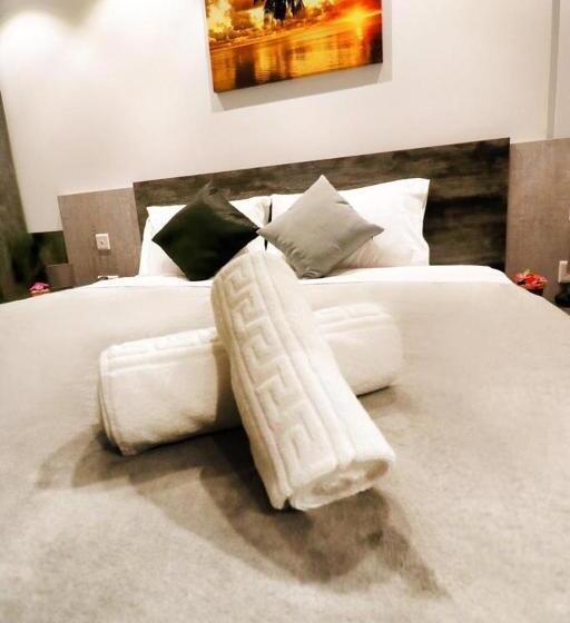 اتاق استاندارد با بالکن, Shoreline