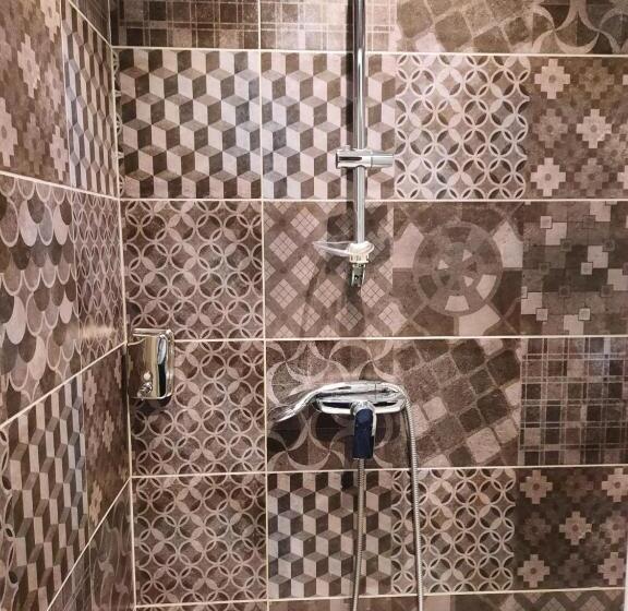 اتاق اساندارد با چشم‌انداز جانبی به دریا, Shoreline