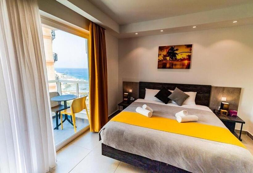 اتاق اساندارد با چشم‌انداز جانبی به دریا, Shoreline