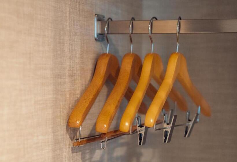 غرفة قياسية ثلاثية, Henn Na Hotel Sendai Kokubuncho