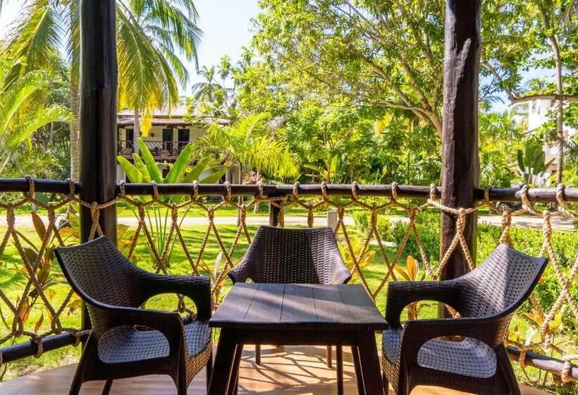 سوئیت با بالکن, Coconuco Beach Palomino