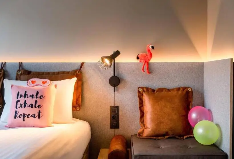 シングルデラックスルーム, Moxy Bordeaux