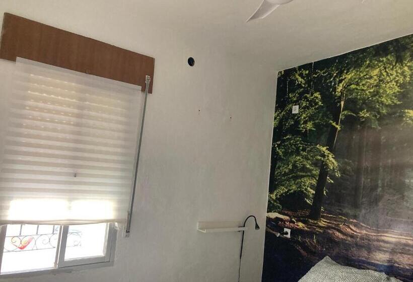 バス共有のスタンダードルーム, Backpackers La Gaditana