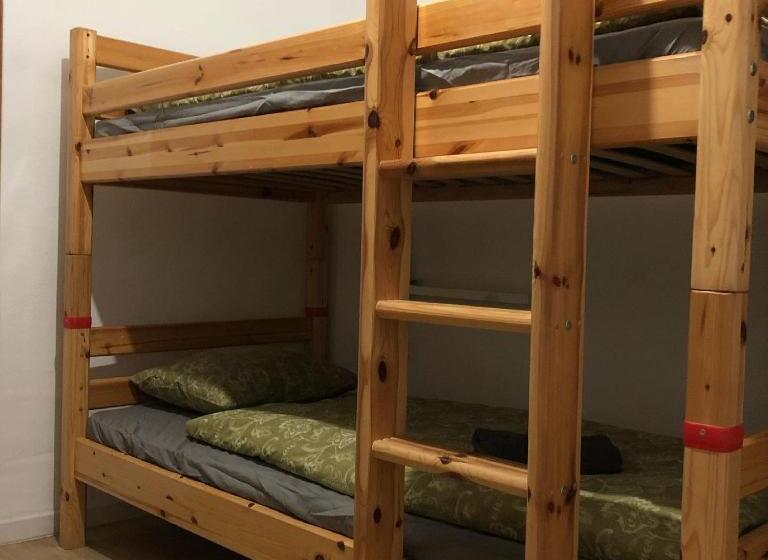 ベーシックルーム, Backpackers La Gaditana