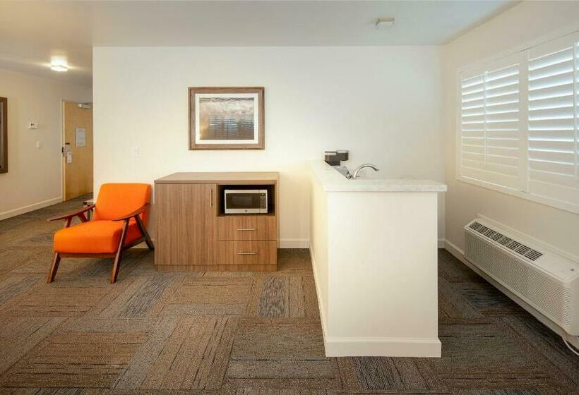 장애인을 위한 킹사이즈 침대 스탠다드 룸, Inn At Moss Landing Point