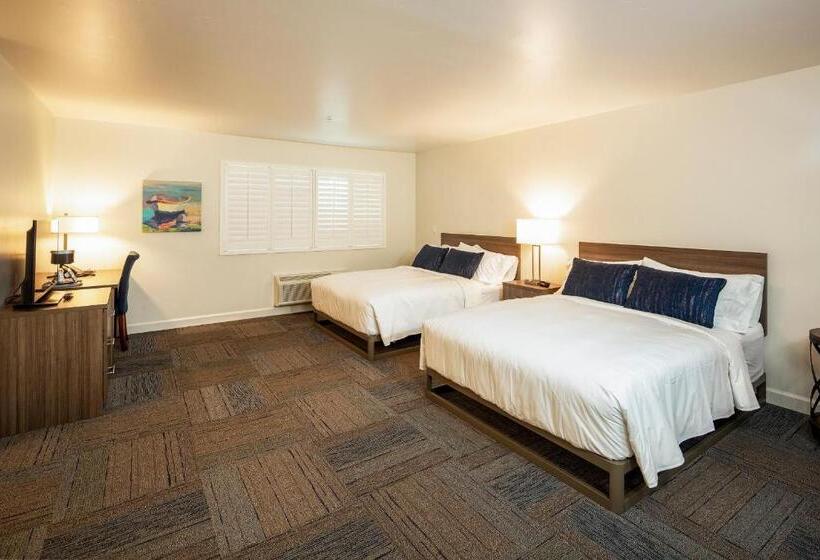 חדר דלוקס, Inn At Moss Landing Point