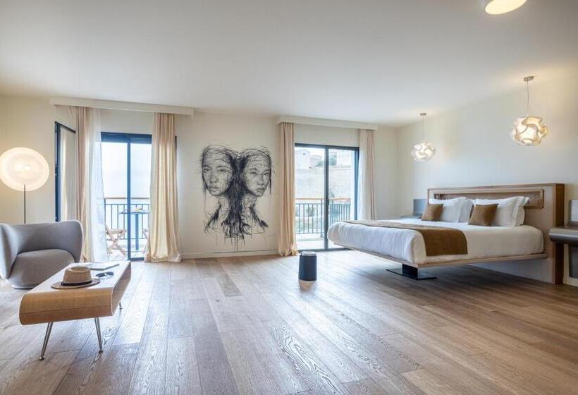 سوئیت پرزیدنت, Kasano & Spa