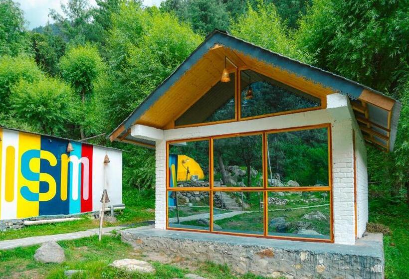 Standard room with outdoor bath, Whoopers Boutique Resort Jibhi