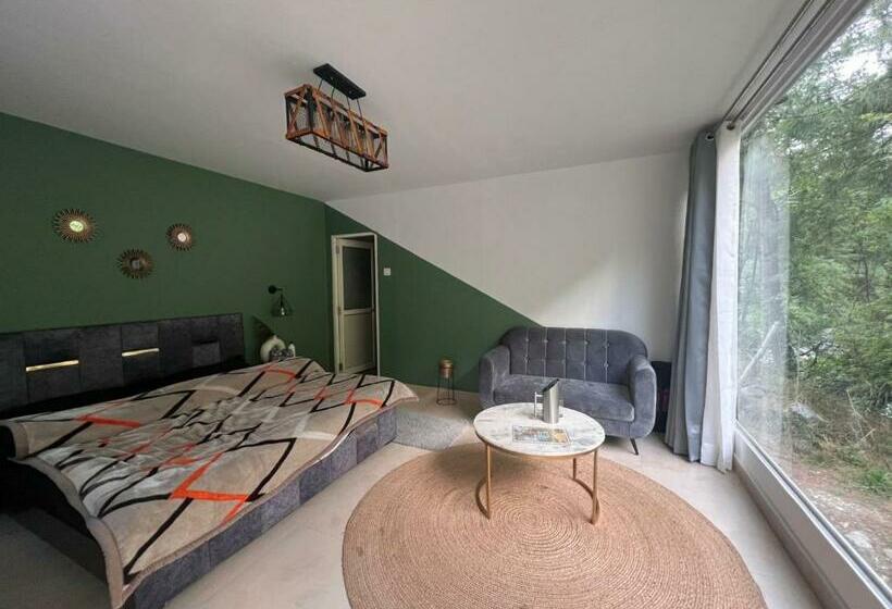 标准房带园景, Whoopers Boutique Resort Jibhi