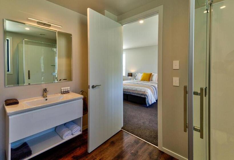 سوییت, Annies On Milford