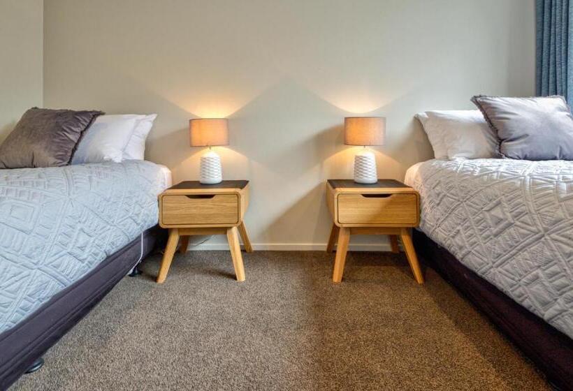 آپارتمان 2 خوابه, Annies On Milford