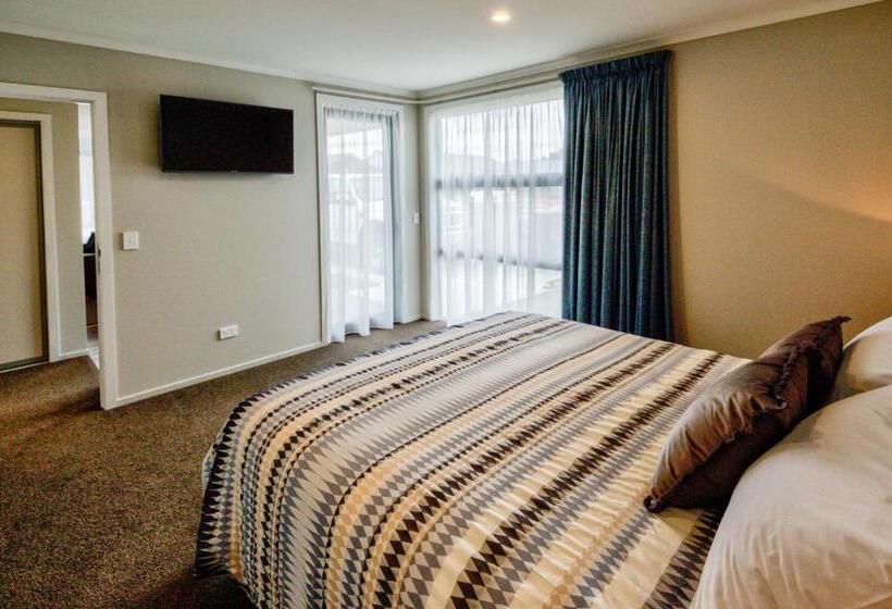 آپارتمان 2 خوابه, Annies On Milford