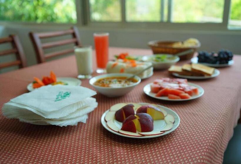 Номер Deluxe, Retreat Resort Vythiri