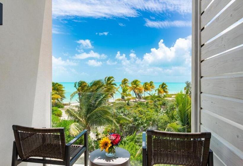 استودیوی سوپریور, H2o Lifestyle Resort