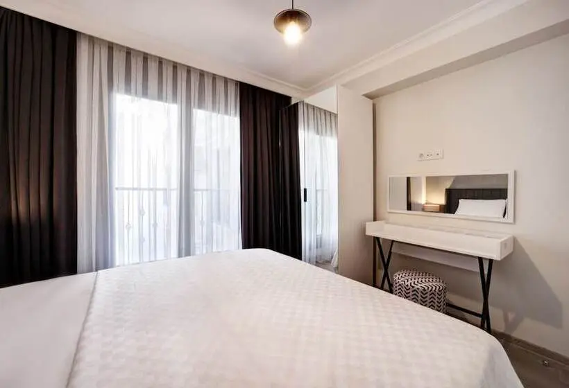 سوییت لوکس, Etiz Hotels & Residences