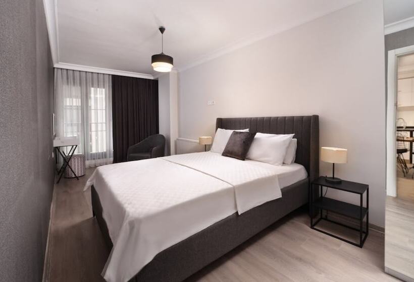 سوییت لوکس, Etiz Hotels & Residences