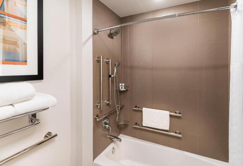 适合残疾人士使用的套间, Hyatt House Nashville Airport