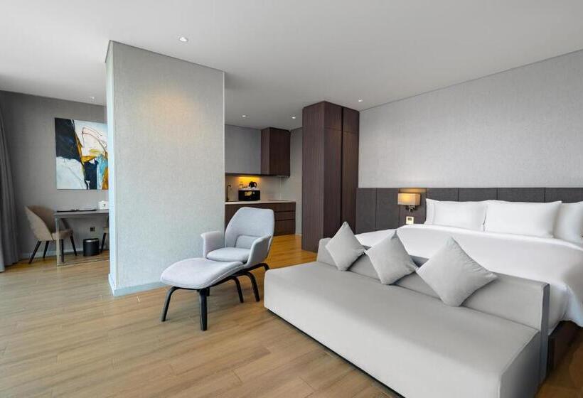 اتاق استاندارد با تخت بزرگ, Premier Pearl Hotel Vung Tau