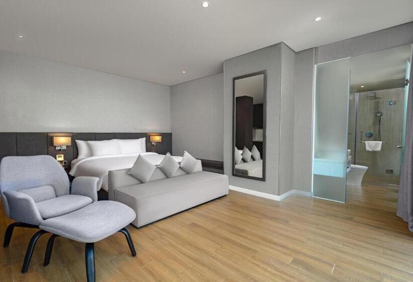 اتاق استاندارد با تخت بزرگ, Premier Pearl Hotel Vung Tau