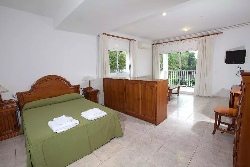 استودیوی استاندارد, Apartamentos Sunway Tara
