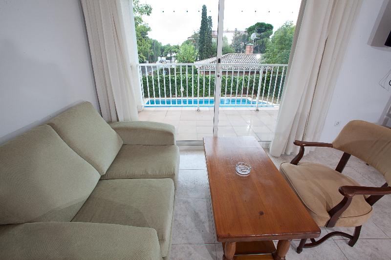 스탠다드 스튜디오, Apartamentos Sunway Tara