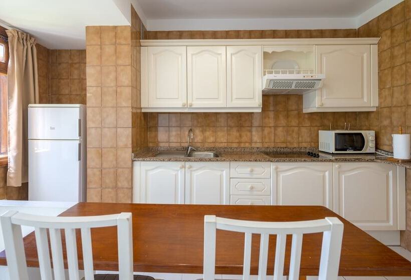 Апартаменты 2 Спальни, Camel S Spring Club