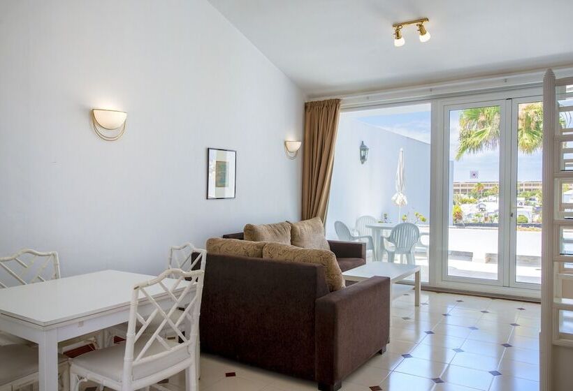 Апартаменты 1 Спальня, Camel S Spring Club